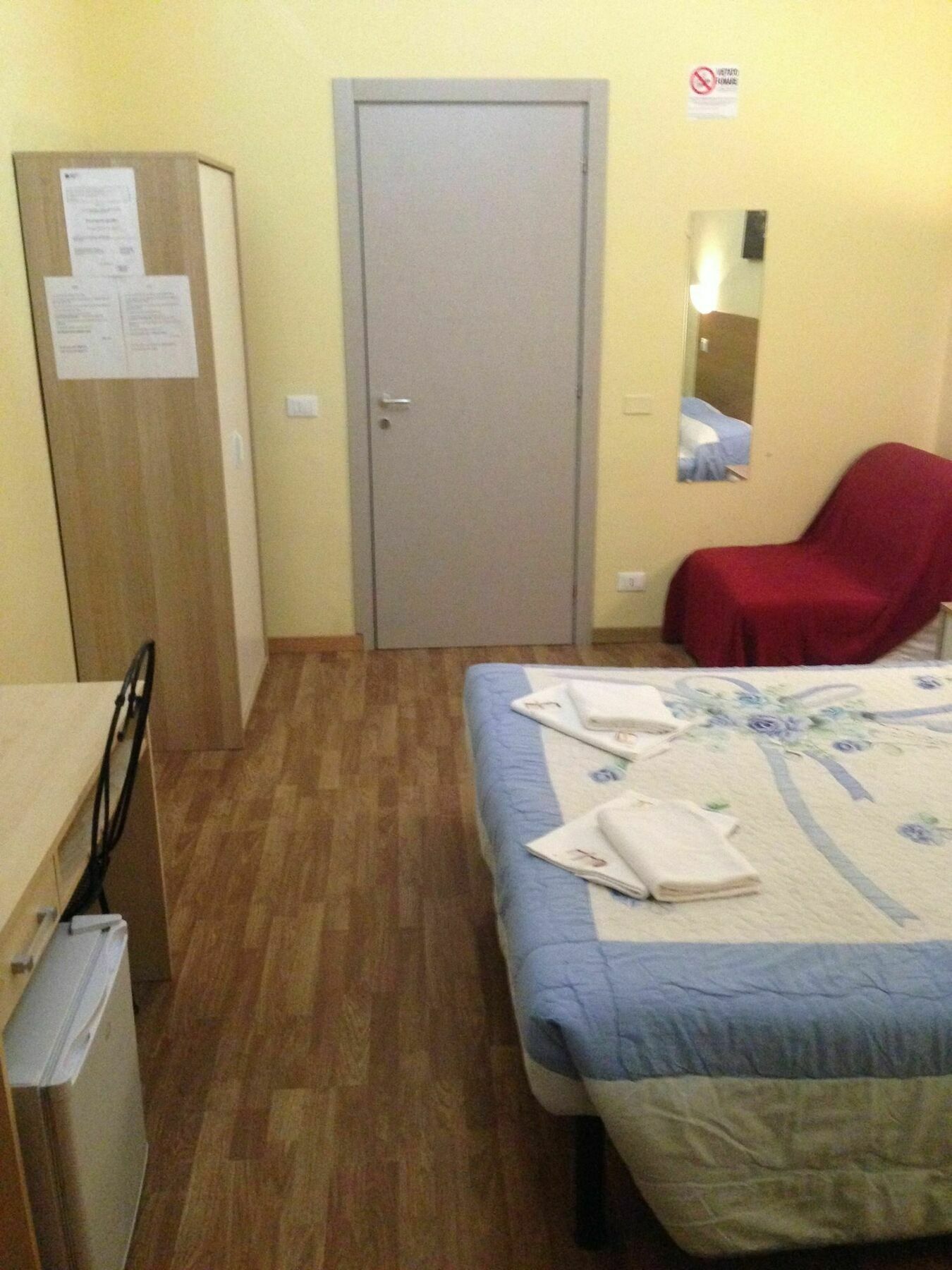 Dixi Bird Guesthouse Рим Экстерьер фото